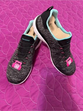 Skechers Black Heather Slip-On Sneakers with Aqua Lining and Pink Accents